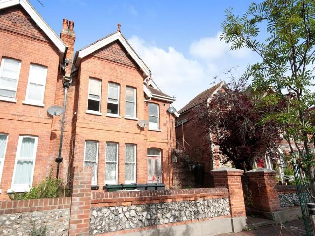 Flat for sale in Upperton, Eastbourne