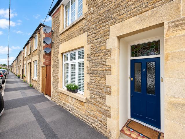 Flat for sale in Chippenham, Wiltshire