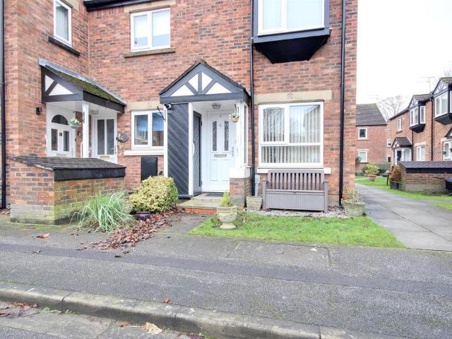 Flat for sale in Cottingham, East Riding Of Yorkshire