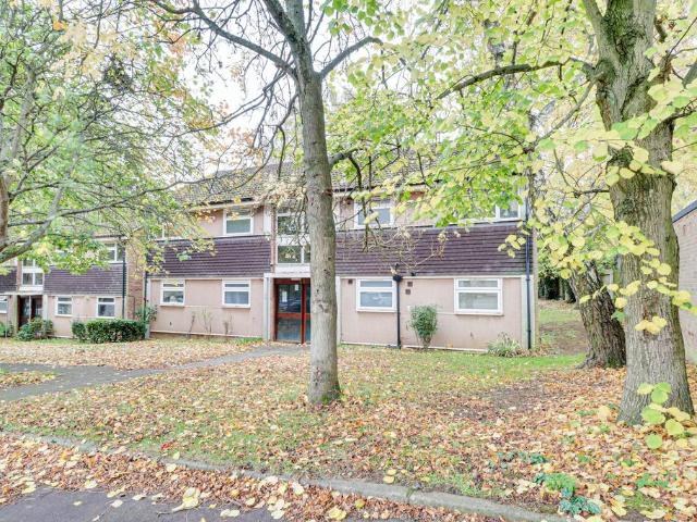 Flat for sale in Batford, St Albans