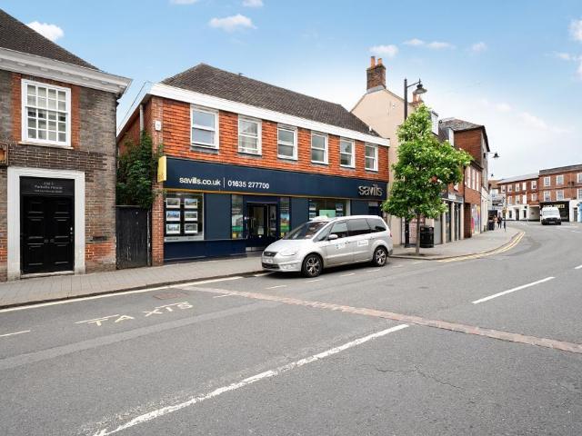 Flat for sale in Enborne, West Berkshire