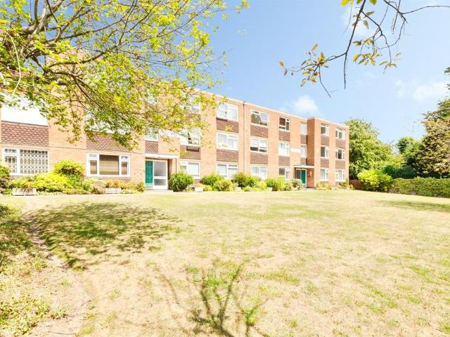 Flat for sale in Old Wharf, City Of Leicester