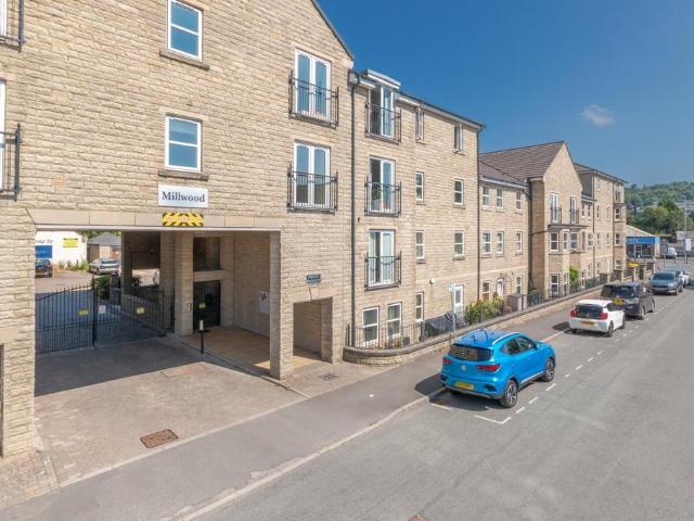 Flat for sale in Priestthorpe, Bingley