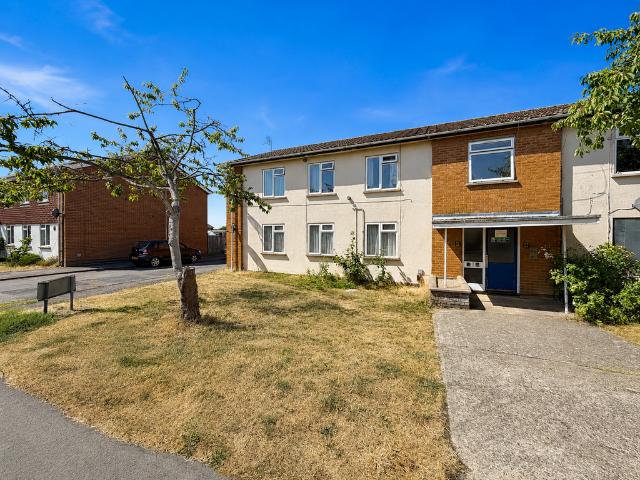 Flat for sale in Barway, Cambridgeshire
