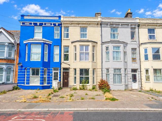 Flat for sale in St Leonards, Hastings