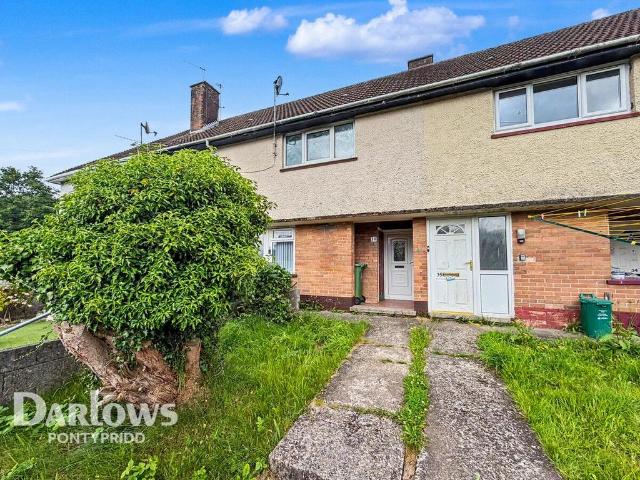 Flat for sale in Pontypridd, Wales