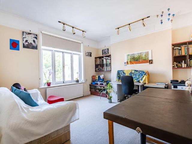 Flat for sale in Kensal Town, Maida Vale
