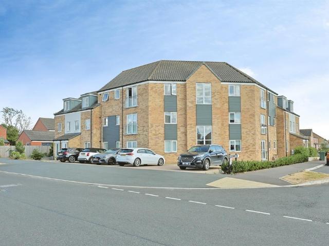 Flat for sale in Wymondham, South Norfolk