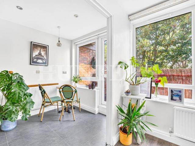 Flat for sale in Tottenham Hale, Greater London