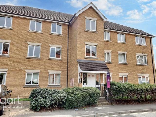 Flat for sale in Old Fletton, Peterborough