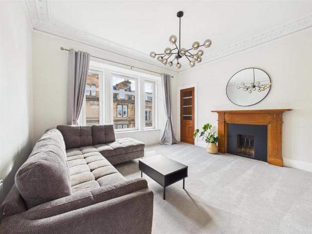 Flat for sale in Bridgend, Perth