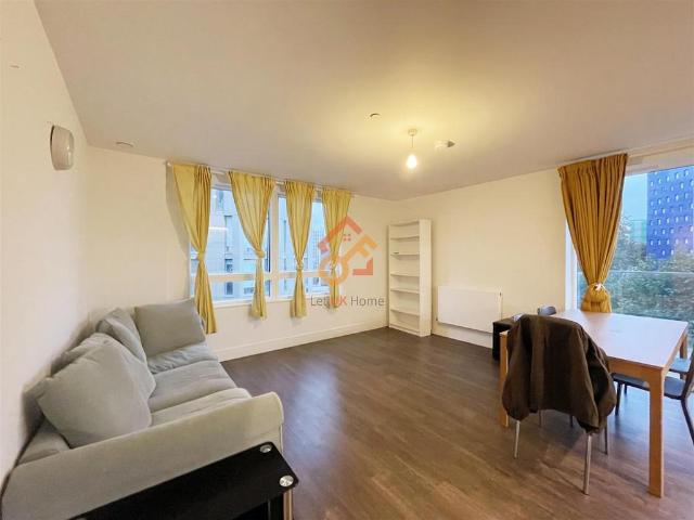 Flat for sale in Greater London