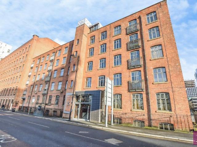 Flat for sale in City Centre, Georgia