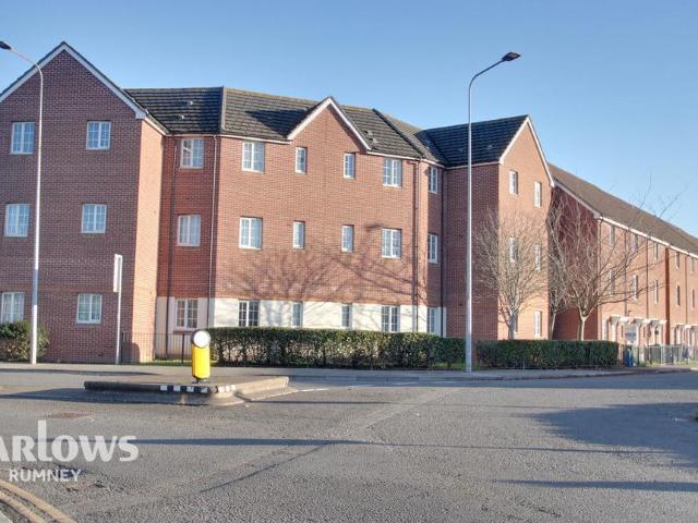 Flat for sale in Falcon Lodge, Wales