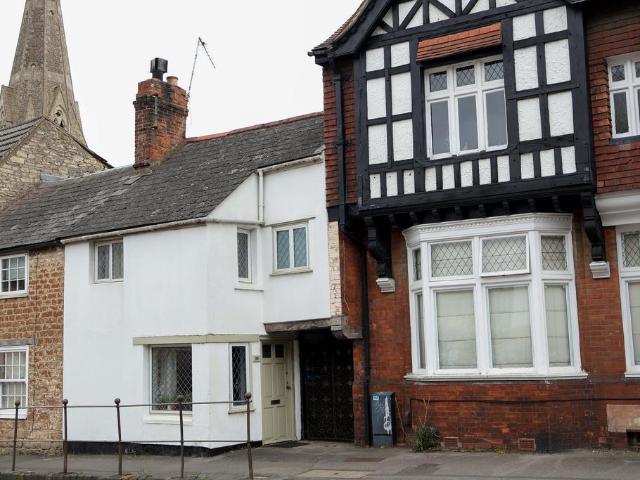Flat for sale in Rodbourne, Swindon