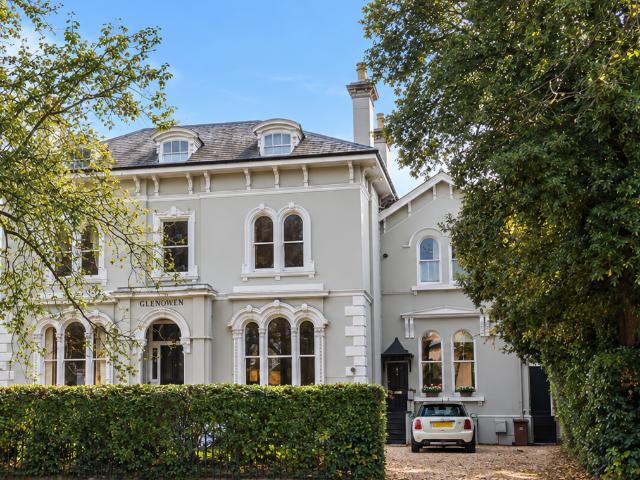 Flat for sale in Montpellier, Golden Valley