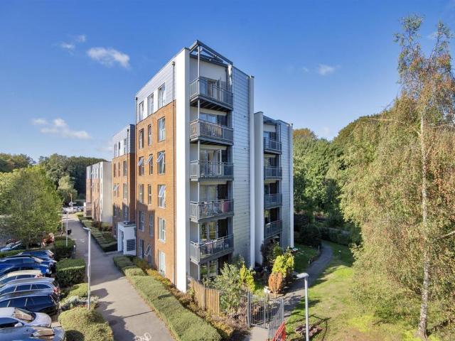 Flat for sale in St James, Sandown Park