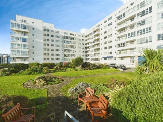 Flat for sale in Brighton Marina Village, Brighton & Hove