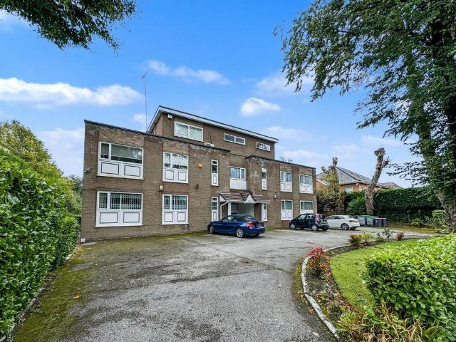 Flat for sale in Salford, Greater Manchester