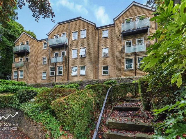Flat for sale in Crookes, South Yorkshire
