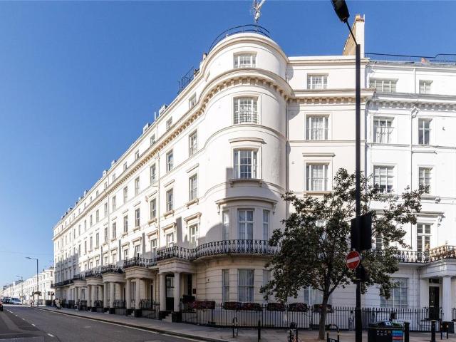 Flat for sale in City of Westminster, Greater London