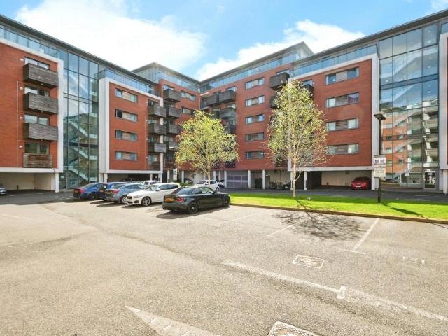 Flat for sale in Edgbaston, West Midlands