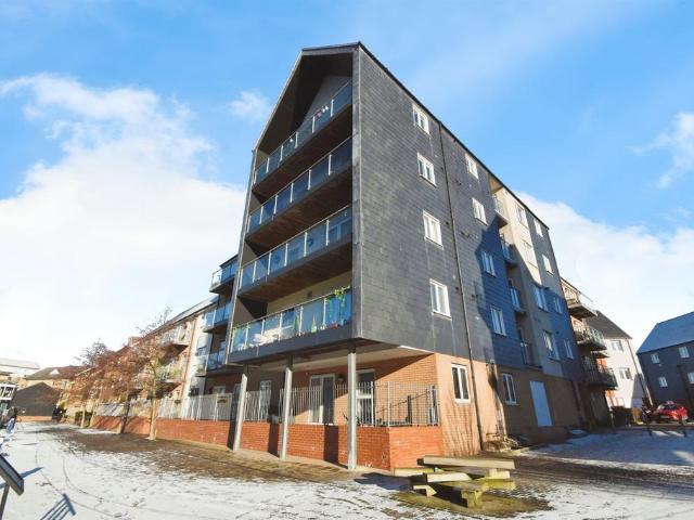 Flat for sale in Moulsham, Chelmsford