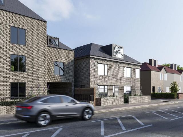 Flat for sale in London Borough of Merton, Collier's Wood
