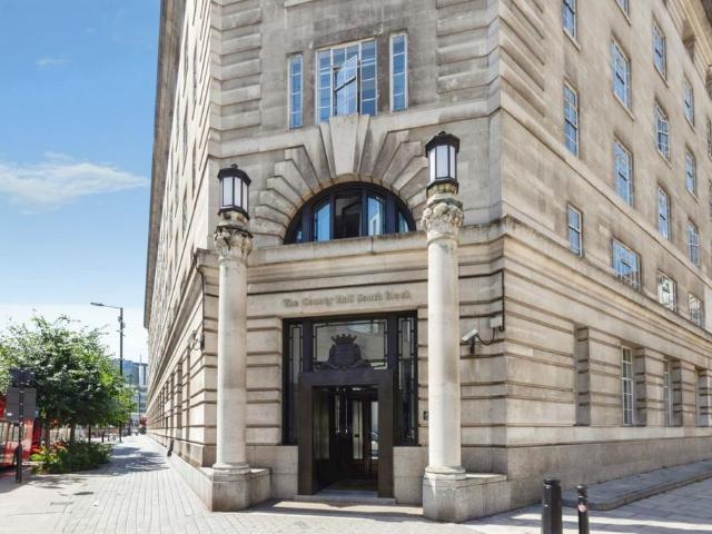 Flat for sale in Greater London