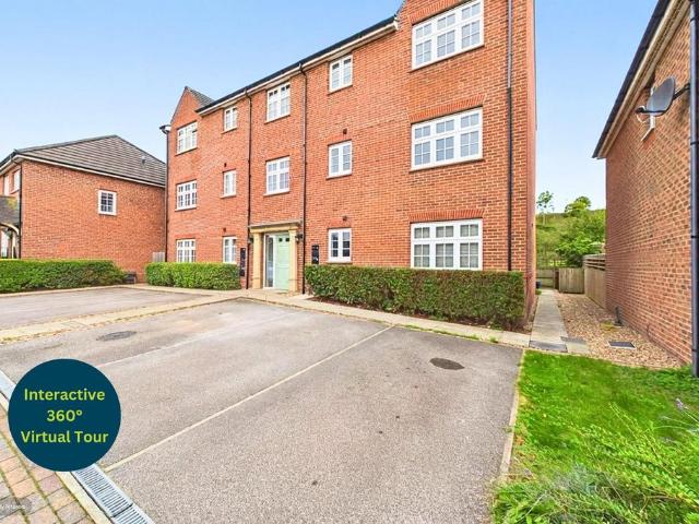 Flat for sale in Barton-upon-Humber
