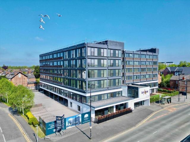 Flat for sale in Ashton upon Mersey, Trafford Park