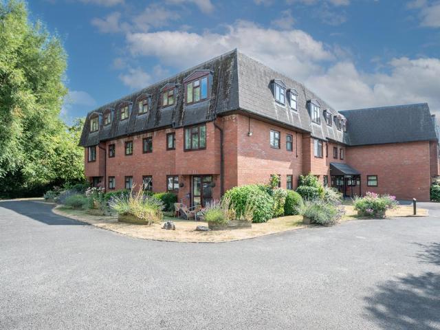 Flat for sale in Bromsgrove
