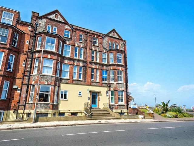 Flat for sale in Comers, Norfolk