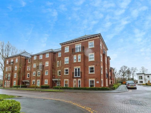 Flat for sale in West Bletchley, Bletchley