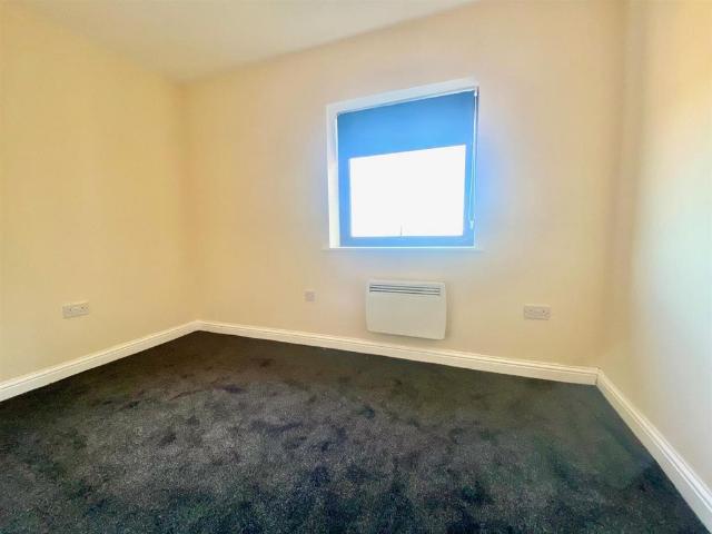 Flat for sale in Hampton Hargate, Peterborough