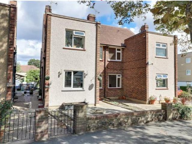 Flat for sale in Alton Barnes, Isle Of Man