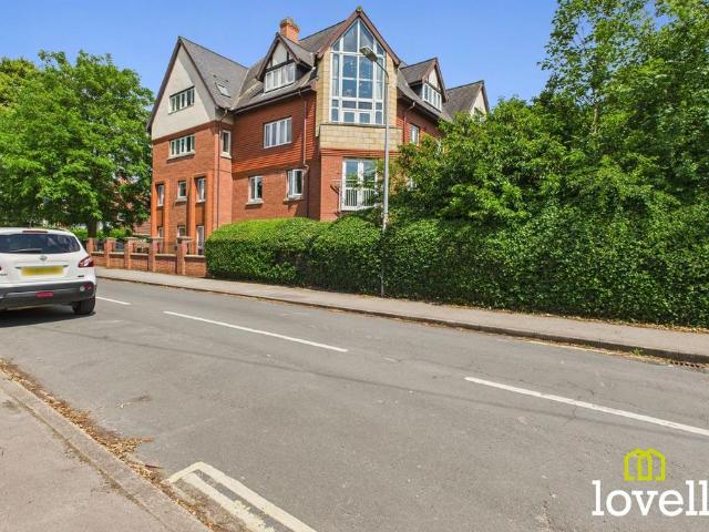 Flat for sale in Cottingham, East Riding Of Yorkshire