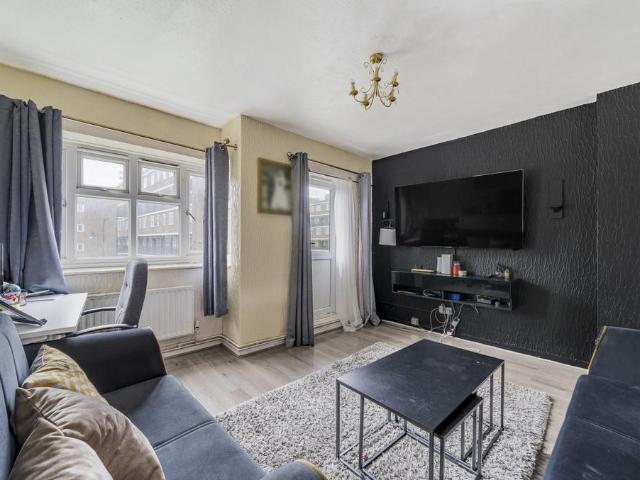 Flat for sale in Shoreditch, Greater London