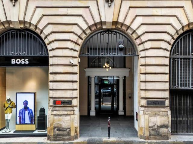 Flat for sale in Merchant City, Scotland