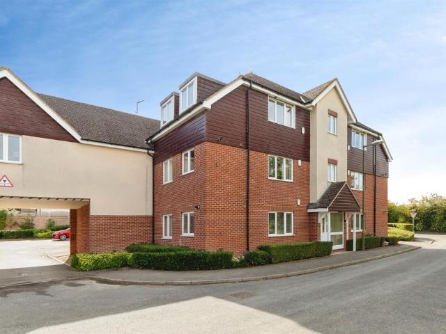 Flat for sale in Baldock, North Hertfordshire
