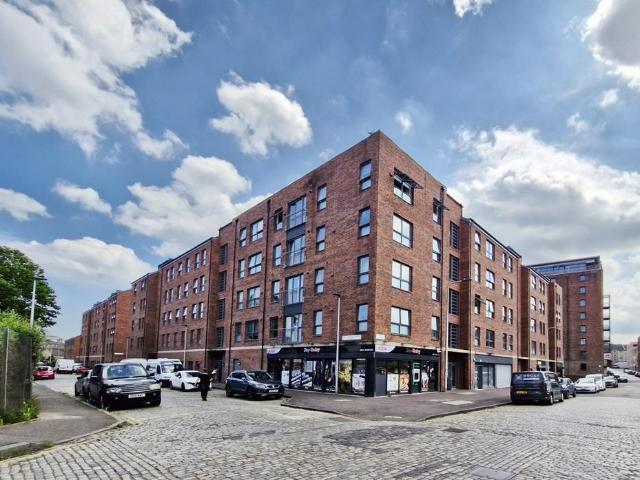 Flat for sale in Leith, Scotland