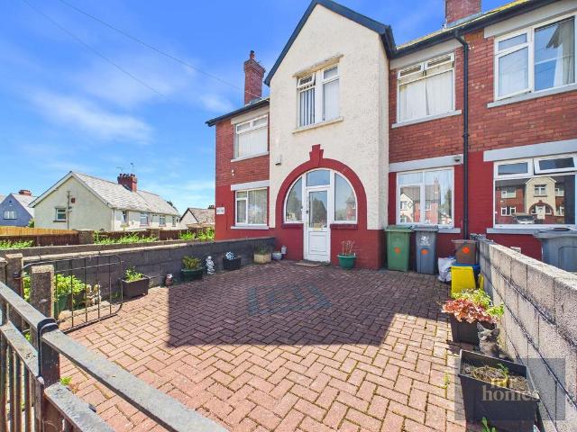 Flat for sale in Falcon Lodge, Wales