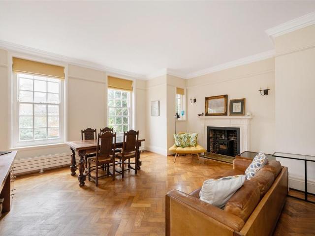 Flat for sale in North End, West Hampstead
