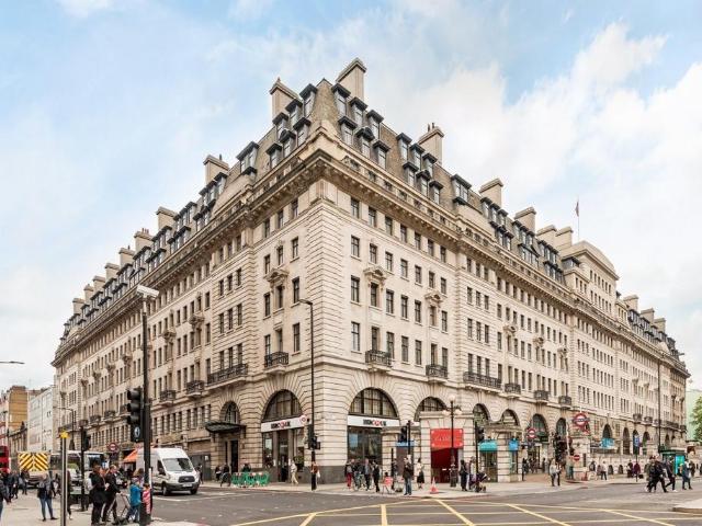 Flat for sale in Marylebone, Greater London