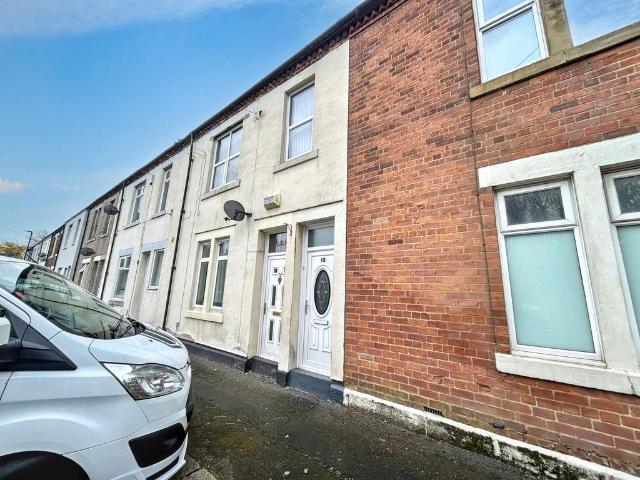 Flat for sale in Howdon, Wallsend
