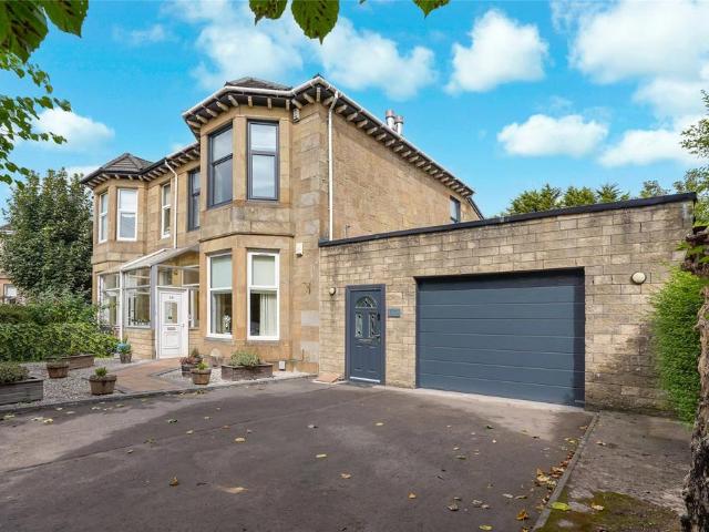 Flat for sale in Foxley, Carmyle