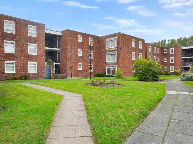 Flat for sale in Netherton, Litherland