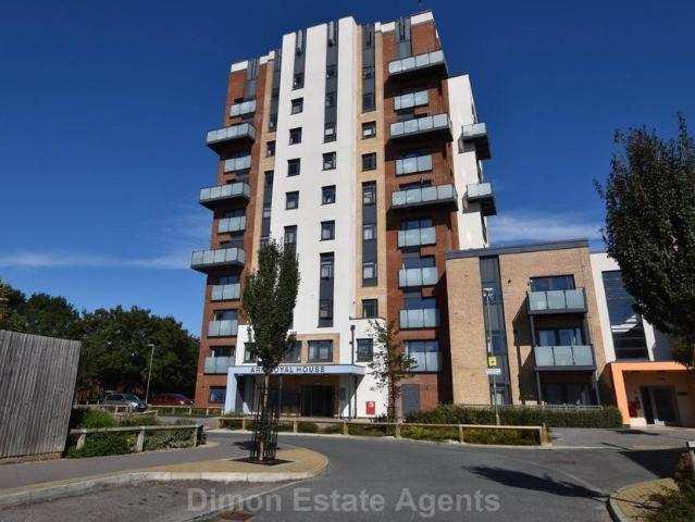 Flat for sale in Rowner, Middlecroft