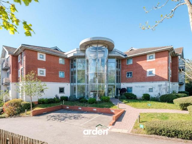 Flat for sale in Walkwood, Redditch