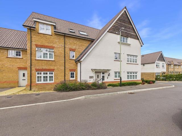 Flat for sale in Pamington, Gloucestershire